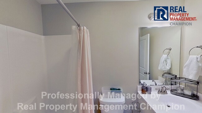Building Photo - Like New Home with Open Layout and Spacious Rooms