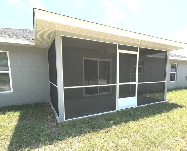 Building Photo - 67 Olive Dr