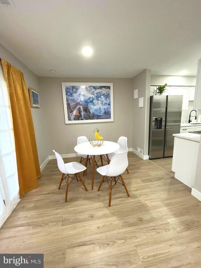 Building Photo - 402 A Mulberry Cove-402