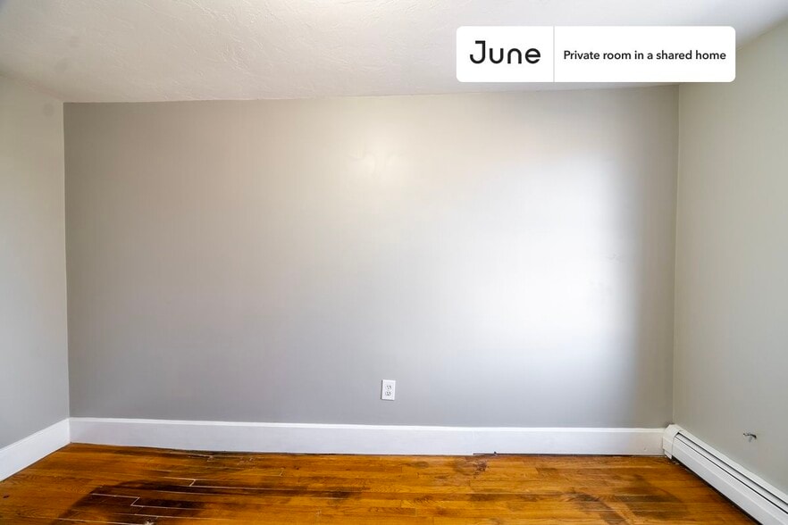 Building Photo - Room in Shared 4 bed/2 bath home in Newton Corner