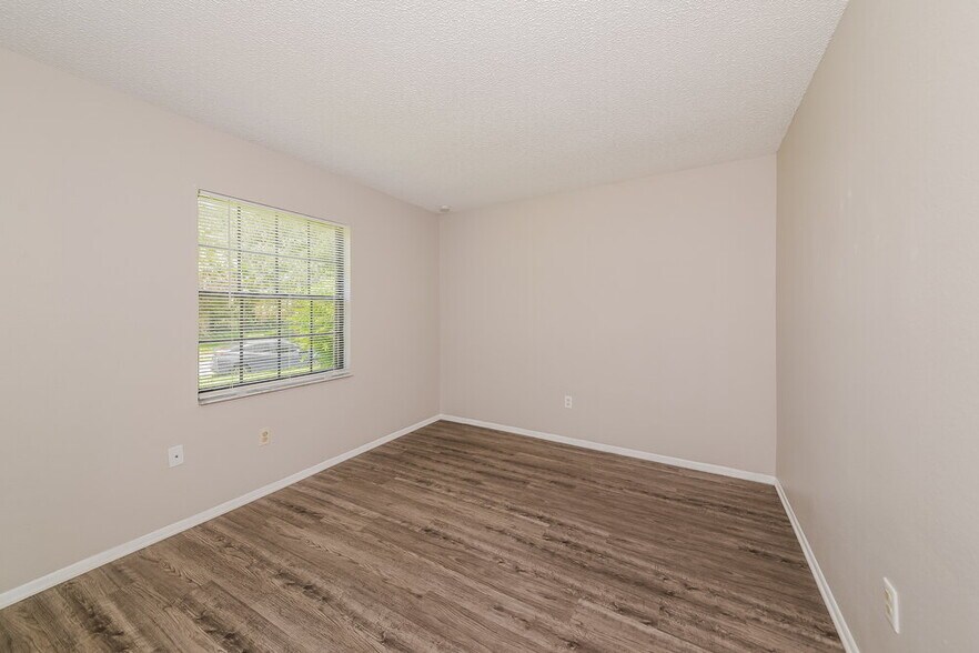 Building Photo - 4122 Bula Ln