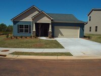 Building Photo - 305 Sliding Rock Dr