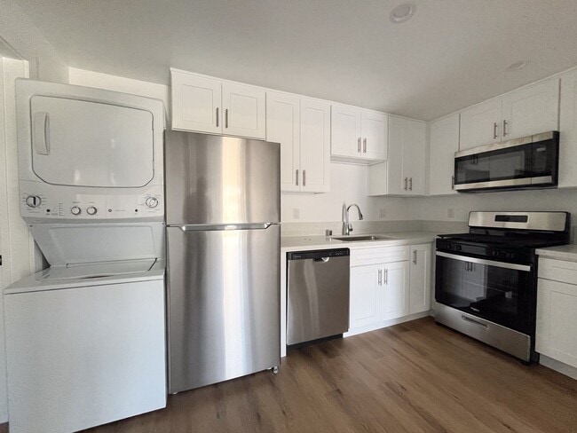 Floorplan - 116 N Helberta Ave
