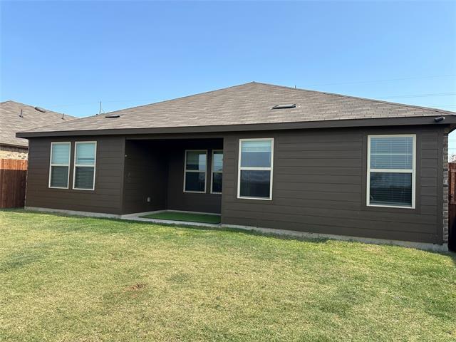 Building Photo - 1329 Skyline Dr