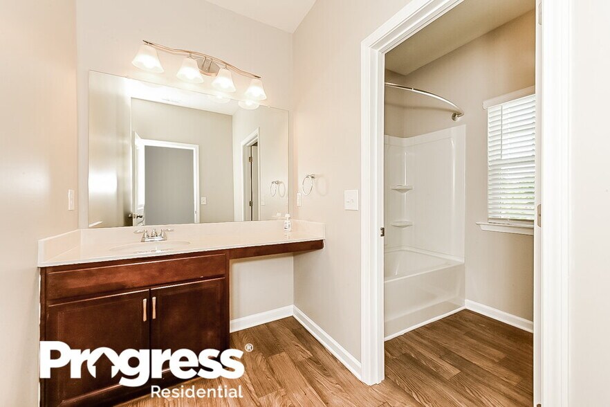 Building Photo - 147 Preserve Dr