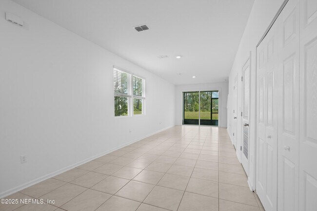 Building Photo - 40 Crisanto Rd