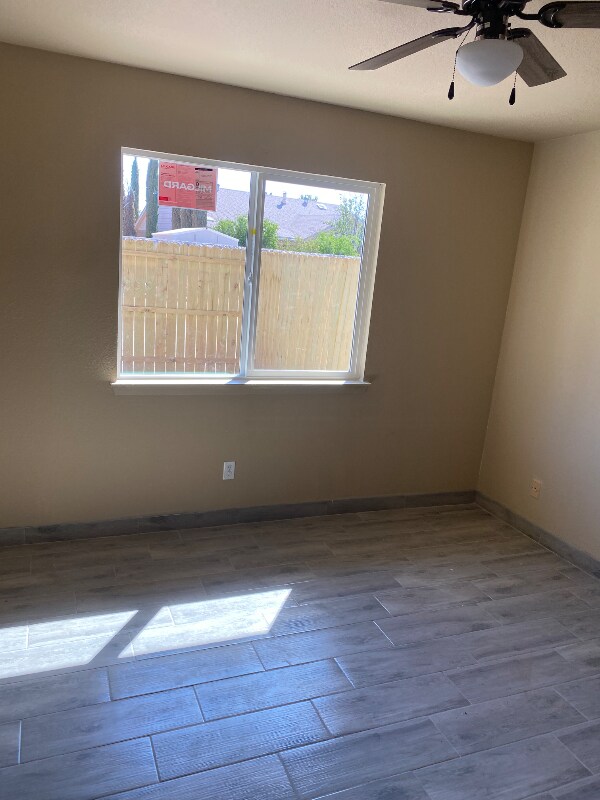 Building Photo - 464 Drake Ct