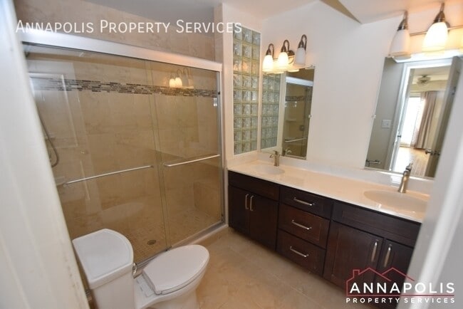 Building Photo - 2024 Quay Village Ct