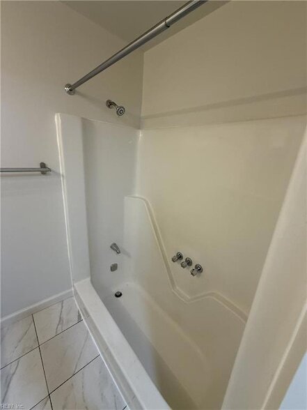 Building Photo - 4785 Dadson Ct