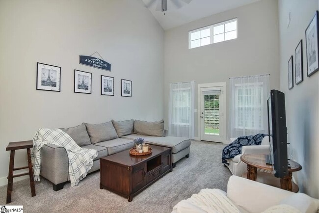 Building Photo - 826 Stonebriar St