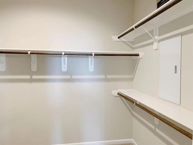 Building Photo - 29026 Endeavor River Rd