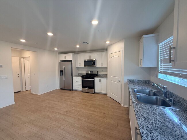 Building Photo - Beautiful newer 3-Bedroom home is now renting