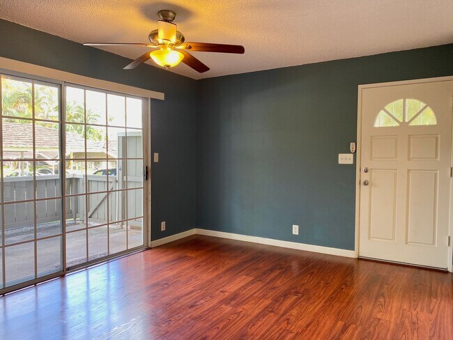 Building Photo - Beautiful 2-bedroom, 1-bath townhouse with 1 assigned parking stall located in a quiet