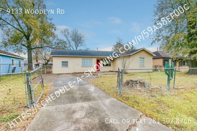 Primary Photo - 9133 Woodlyn Rd
