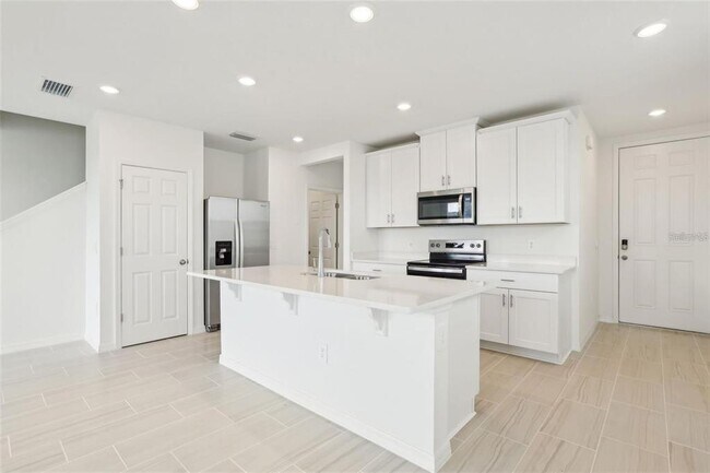 Building Photo - 16430 Bird of Paradise Ave