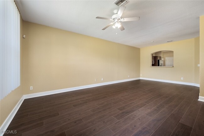 Building Photo - 9745 Roundstone Cir