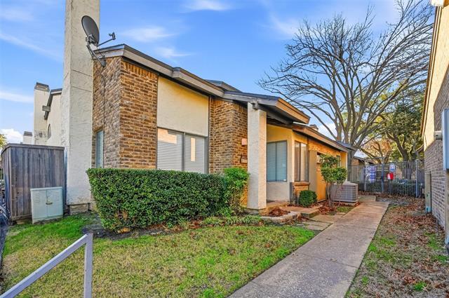 Building Photo - 821 Dublin Dr