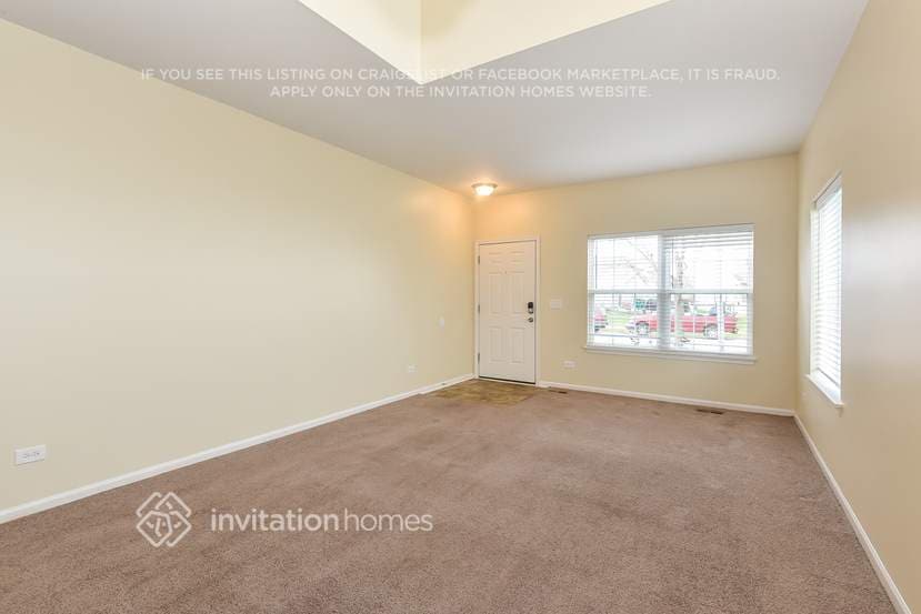 Building Photo - 2810 Sun Valley Dr