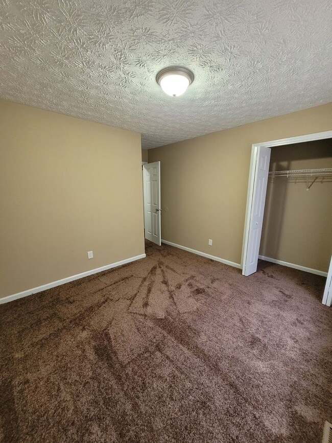 Building Photo - For Rent - Hart County - Fay Kight Circle - Three Bedroom and Two Bathroom Home