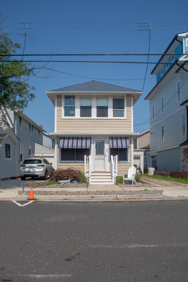 Building Photo - 115 N Richards Ave