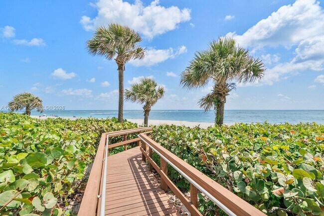 Building Photo - 400 Ocean Trail Way