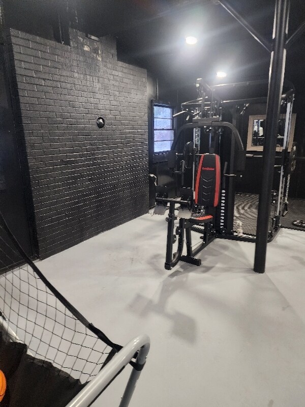 Building Photo - 3780 Highland Turnpike