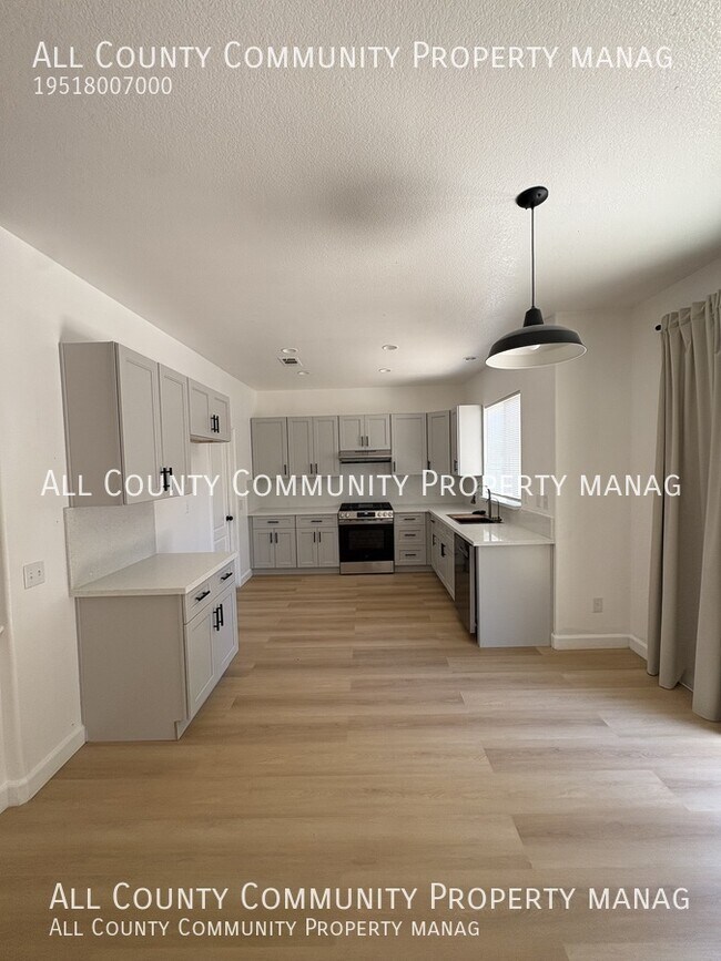 Building Photo - 3931 Palmetto Haven Ct