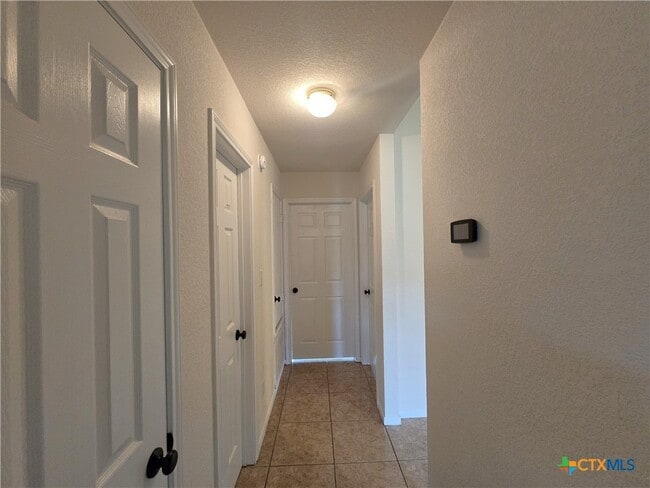 Building Photo - 5705 Mandalay Dr