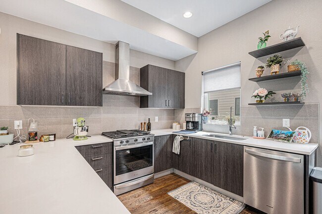 Building Photo - Experience Elevated Living at Dominic Row