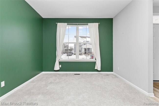 Building Photo - 4211 Kent Rd