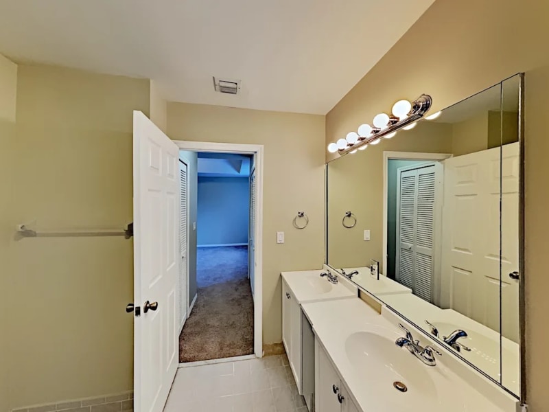 Building Photo - 8399 SW 163rd Ct