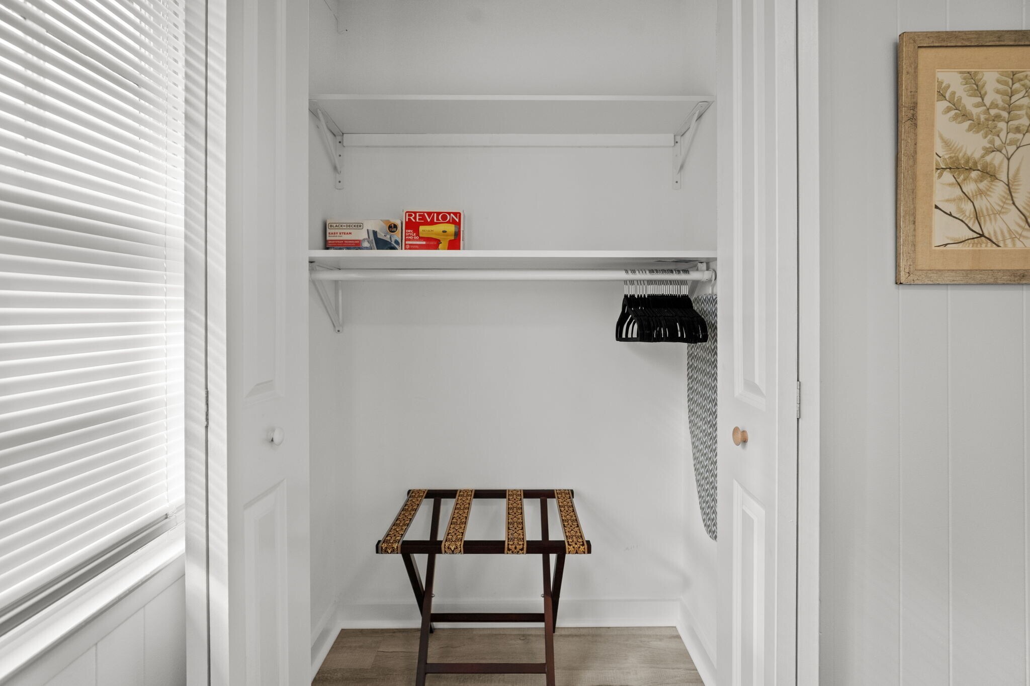 Building Photo - 149 E Main St