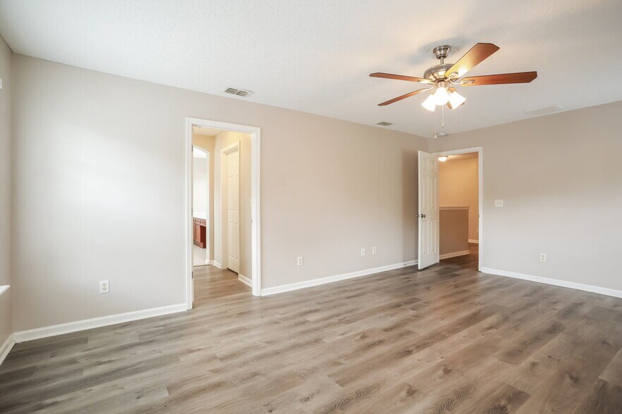 Building Photo - 3016 Stonewood Way