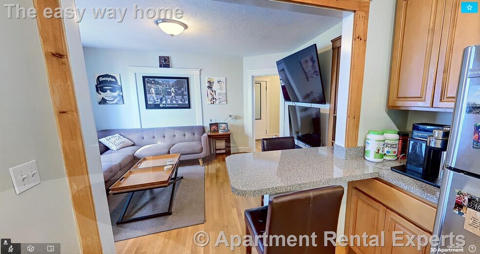 Building Photo - 18 Bond St