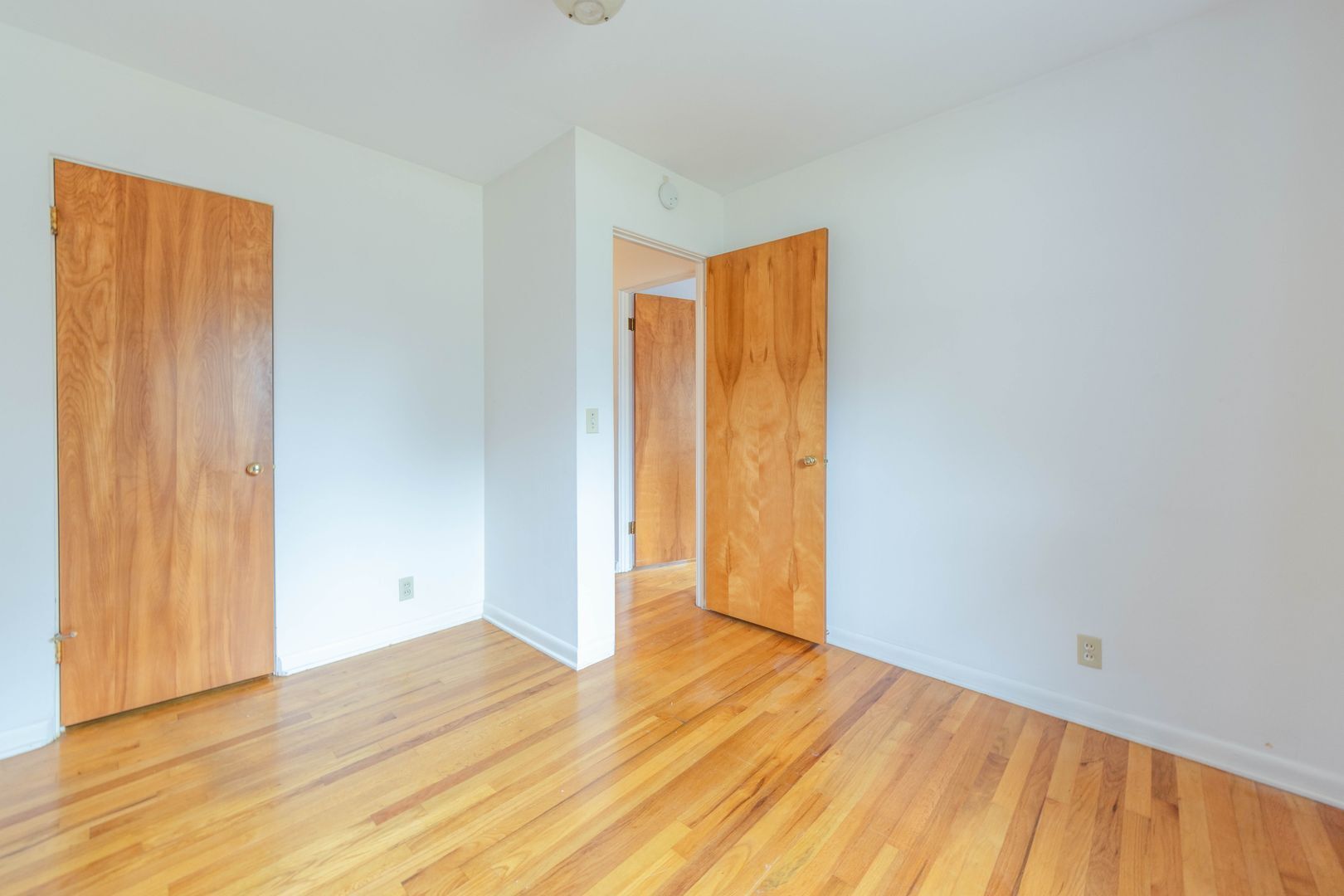 Building Photo - 2726 Applelane Ave