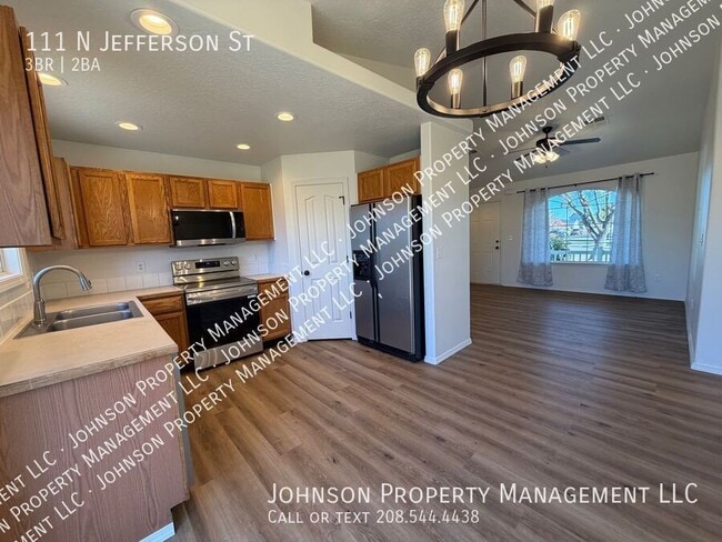 Building Photo - 111 N Jefferson St