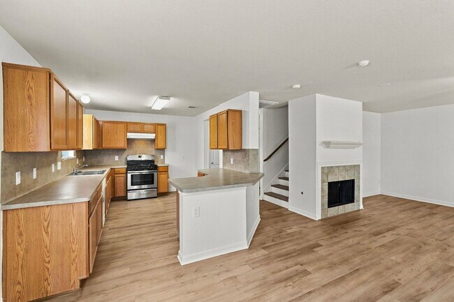 Building Photo - 2703 Skyview Glen Ct