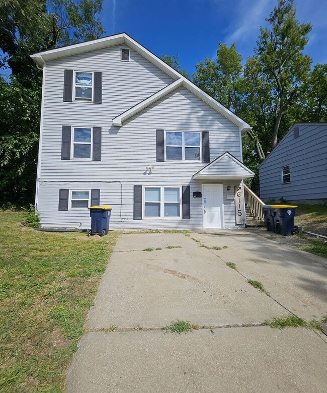 Building Photo - 6113 6115 Indiana Ave