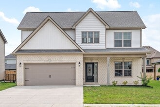 Building Photo - Dog Friendly Four Bedroom Near I24!