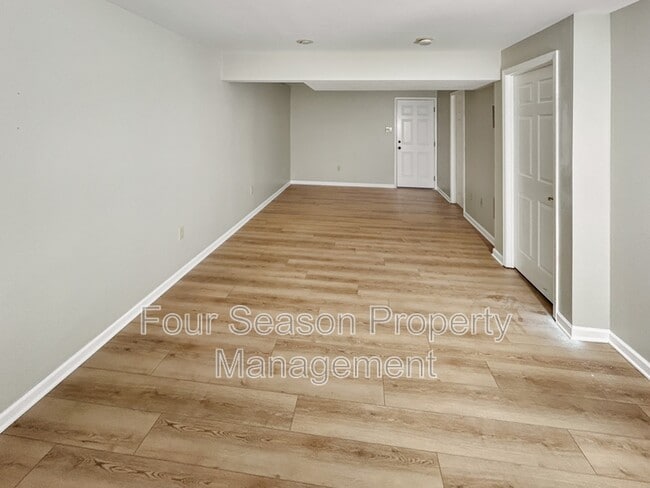 Building Photo - 1819 Elizabeth Ct