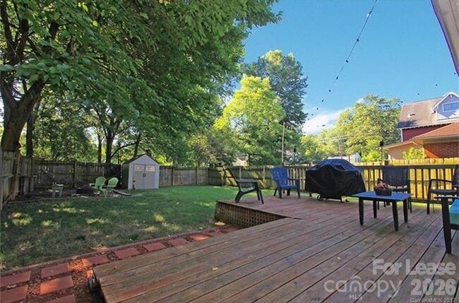 Building Photo - 2612 Pinckney Ave