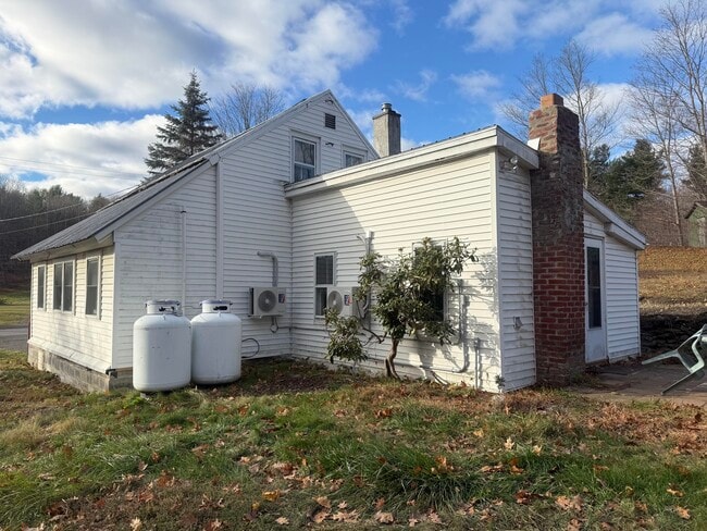 Building Photo - 1715 Co Rd 11