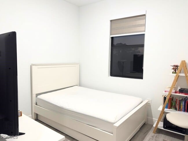 Building Photo - 8033 Melody Cir