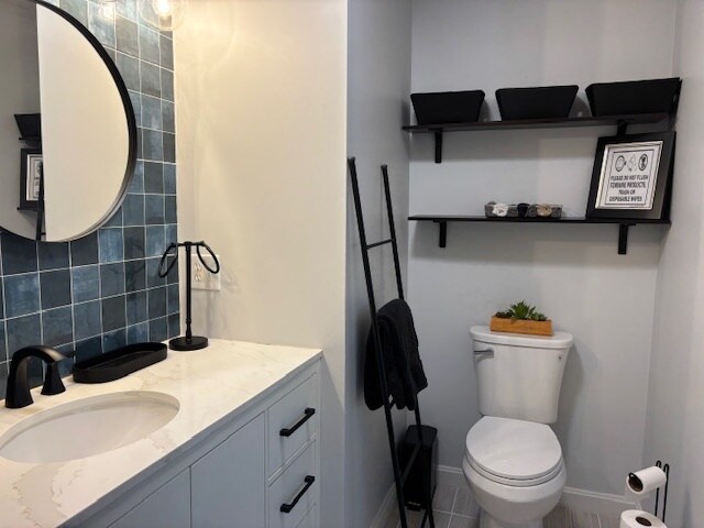 Fresh new private bathroom with plenty of storage space - 15 Brandywine Dr