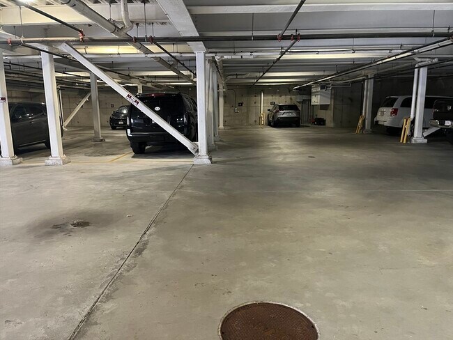 Building Photo - 45 Spring St