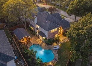 Building Photo - 4402 Goodwin Dr