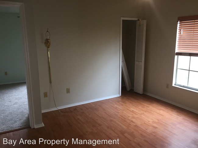 Building Photo - 2316 Fletchers Point Cir
