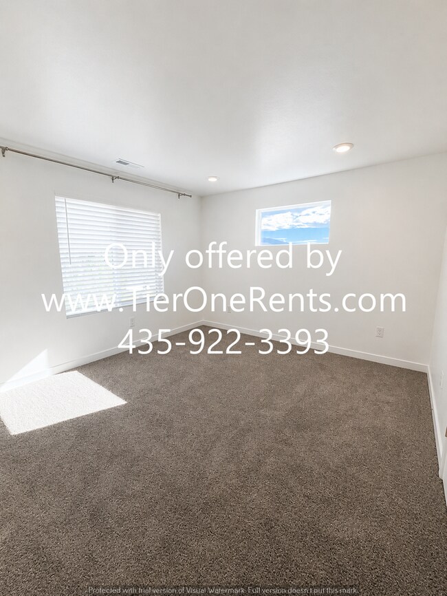 Building Photo - NO DEPOSIT option available for qualified renters!