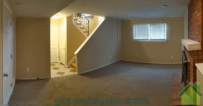 Building Photo - 9106 W 78th St