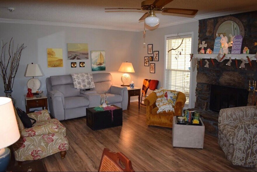 Building Photo - 3093 Littlefield Cove
